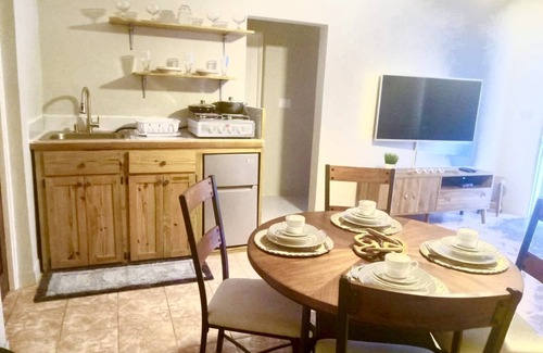 Mammee Bay Estates Casa | An authentic stay in Ocho Rios! 10 mins from beach, attractions, and adventures.