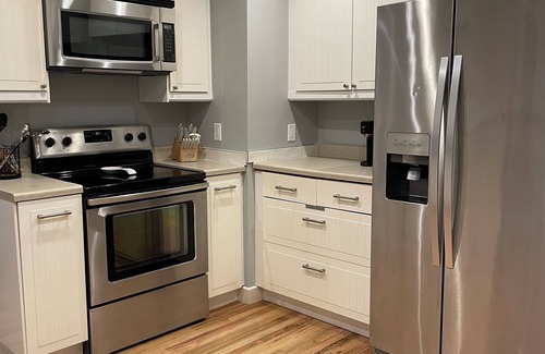 Cedar Hills Casa | An elegant and comfy Beaverton Home