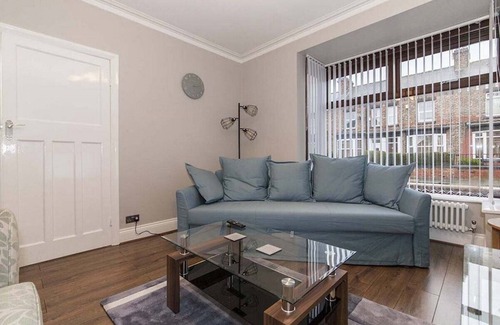 Stockton-on-Tees Casa | An Entire Short-Stay Home For The Price Of A Hotel Room