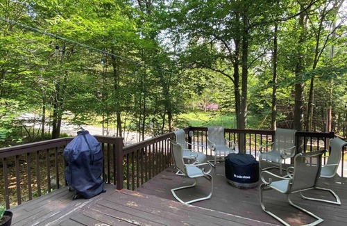 Smallwood Casa | An escape to Smallwood a cute Hamlet of Bethel, NY