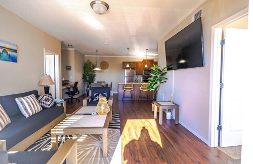 Harbor Town Condominio | An escape where daily bliss and peace is a natural part of the experience.