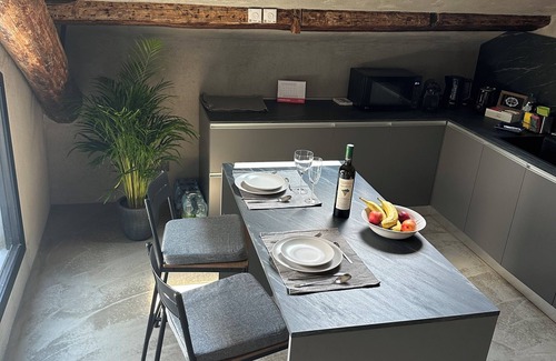 Como City Centre Apartamento | An Exceptional Designer Loft in the Heart of Como