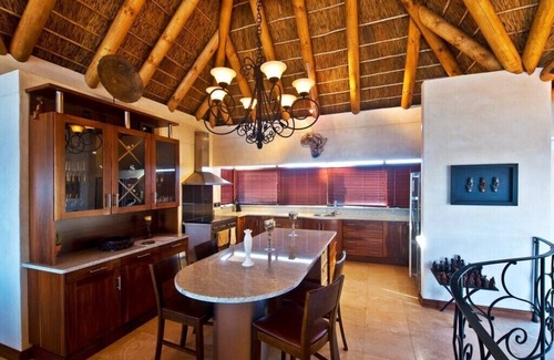 Wilderness Casa | Una exclusiva y amplia casa de cuatro dormitorios / cuatro baños en primera línea de playa