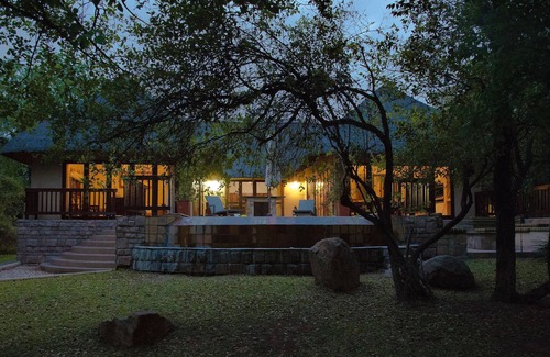 Phalaborwa Villa | Un exclusivo bushvilla en la puerta de Kruger, dentro de una finca de golf.