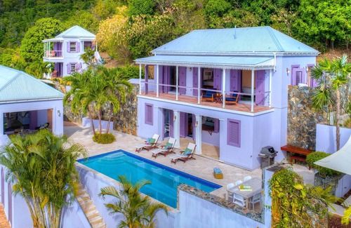 Belmont Villa | An exquisite home that offers stylish and comfortable accommodation
