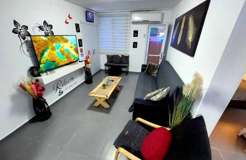 Eilat Apartamento | AN golden suite