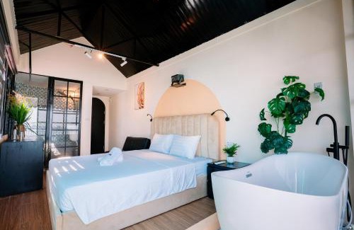 Thuy Khue Casa | An Homestay Lakeview Apartment