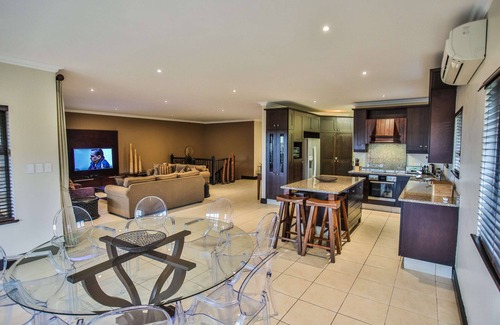Port Zimbali Casa | Una casa de vacaciones familiar costera ideal