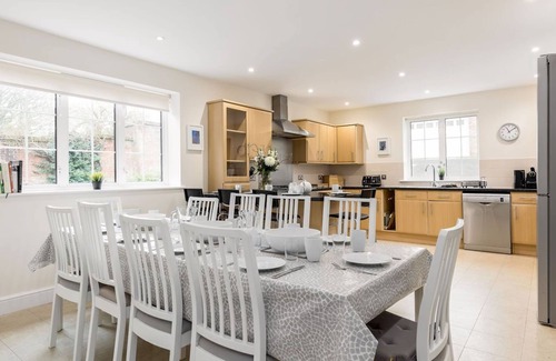 New Forest District Cabaña | Una, Familia- friendly Cottage Idílico en una finca privada en Burley