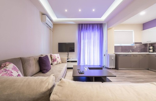 Glyfada Apartamento | An Impressive 2 bdr Apt in Glyfada