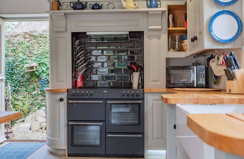 Barnsley Cabaña | An impressive five bedroom country home in the heart of the Cotswolds - Barnsley Cottage