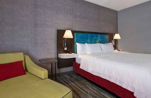 Olive Branch Casa | An Intimate Getaway for Lovely Couples!