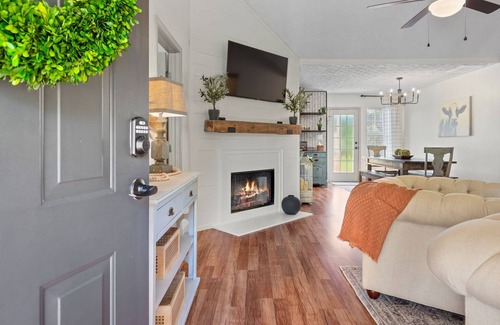 McDonough Casa | An Oasis Awaits You with Vineyard Views