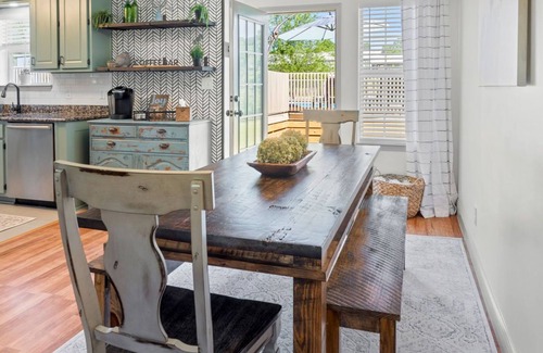 McDonough Casa | An Oasis Awaits You with Vineyard Views