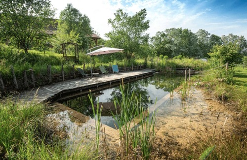 Saint Usuge Casa | AN OASIS WHERE TO FIND THE ESSENTIALS AND TAKE A BREAK IN CONSCIOUSNESS & IN