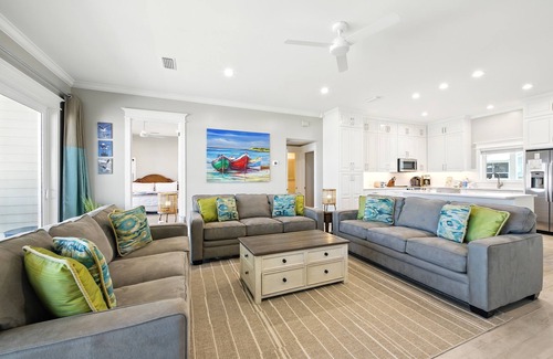 Sea Palm Village Casa | AN OCEAN REMEDY TO SOOTH YOUR SOUL! This marvelously appointed home is the consummate vacation home