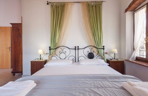 Caprino Veronese Hotel | una locanda antigua que es un hito italiano ... unos 200 años "DOUBLE 4"