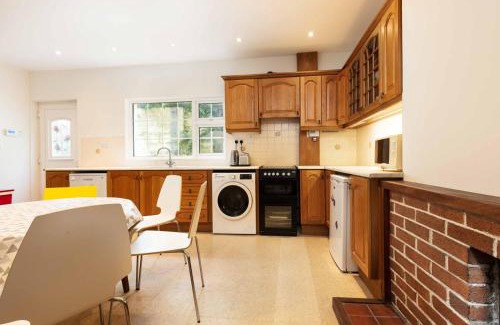 Dingle Casa | An Searrach Dingle by Trident Holiday Homes