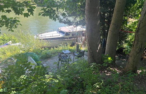 Louveciennes Alquiler De Eote | An unusual stay on a boat in the land of the Impressionists