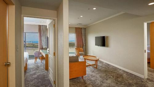 Kadena-cho Complejo | ANA Crowne Plaza Resort Okinawa Uruma Hills By IHG