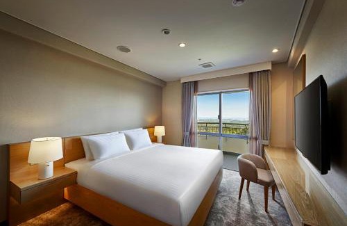 Kadena-cho Complejo | ANA Crowne Plaza Resort Okinawa Uruma Hills By IHG