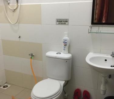 Kuantan Casa | Ana Guest House Jalan Airport Kuantan