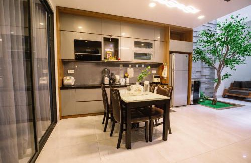 Thuy Xuan Casa | Ana La Vie Hue