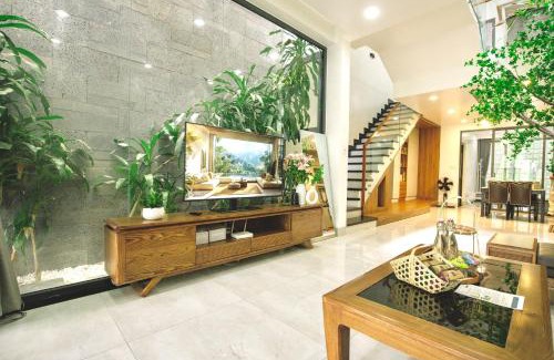 Thuy Xuan Casa | Ana La Vie Hue