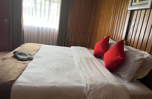 Nanyuki Cabina | Anabas Mount Kenya Lodge