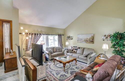 Anaheim Hills Casa | Anaheim Home with Pool, 14 Mi to Disneyland!