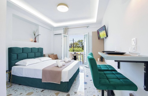 Notos Casa | Anais Luxury Living Green