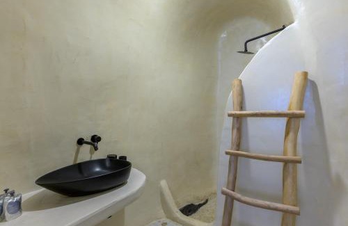 Fira Hotel | Anaktos Cave Houses