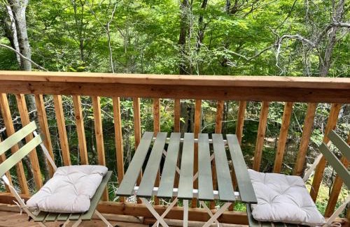 Pleasant Bay Apartamento | Ananda - Enchanted Forest Hideaway