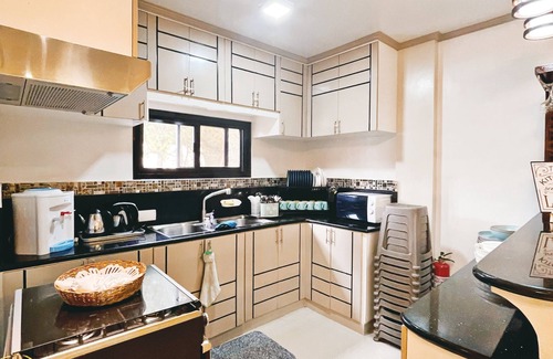 Baguio Casa | Ana’s Haven Transient Baguio ideal for Big group, family and friends!