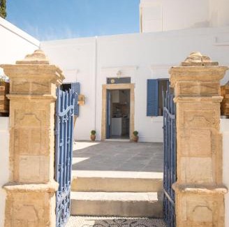 Lardos Casa | Anastasia Traditional House