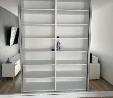 Petrosani Apartamento | Anca Home