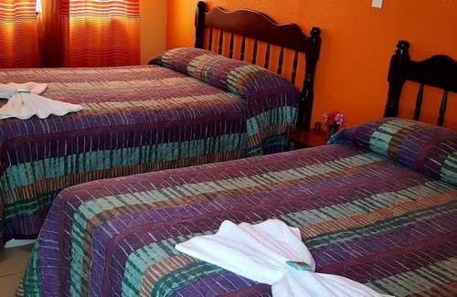 Cayo Corker Hotel | Anchorage Beach Resort