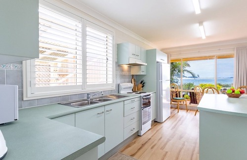 Fingal Bay Casa | Anchored at Fingal Bay, 80 Marine Drive