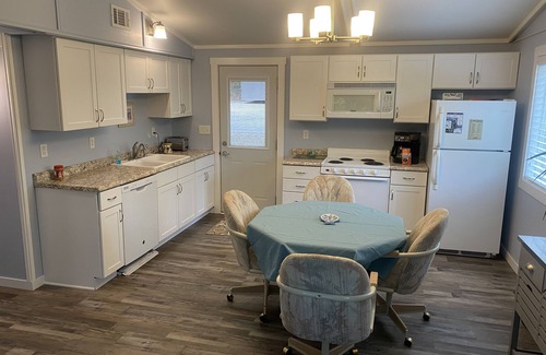 Lake Ozark Condominio | Náutica Charm Bagnell Presa de Gaza Condo