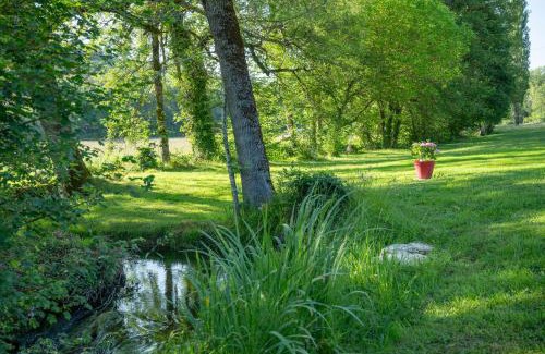 Thonac Casa | Ancien moulin avec Jacuzzi