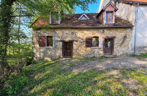 Prissac Casa | Ancien moulin avec piscine, terrasse, jardin privatif et petite île - près des étangs de la Brenne - FR-1-591-159