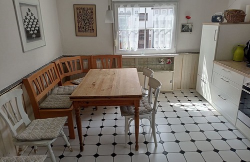Punderich Casa | Antigua casa del viticultor, acogedora y espaciosa. Todos se sienten cómodos.