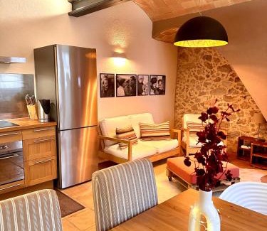 L'Escala Casa | Ancla