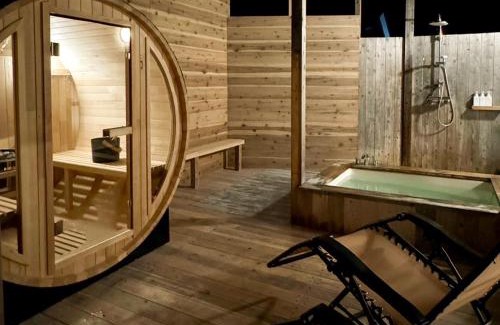 Kominato Onsen Casa | and SEA The Terrace 海を感じながら料理を楽しみ開放的なTerraceで過ごす