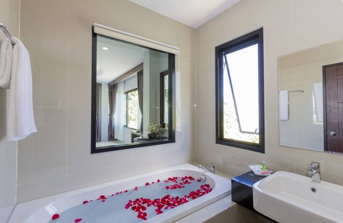 Ao Nang Hotel | Andaman Pearl Resort