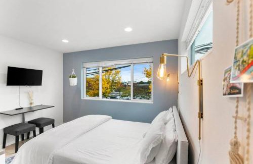 Whittier Heights Apartamento | Anders' sweet suite - Micro Studio - 91Walkscore