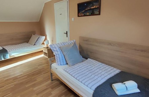 Szajk Apartamento | Andika Apartman Szajk