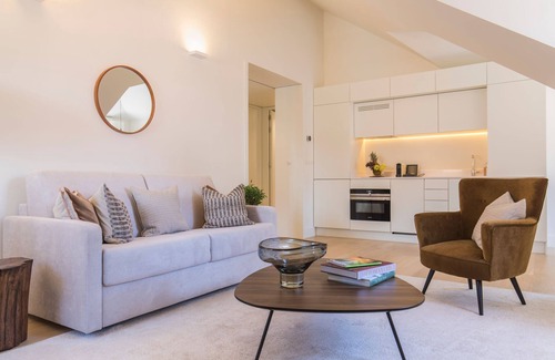 Baixa Apartamento | Ando Living Santa Justa 79 House