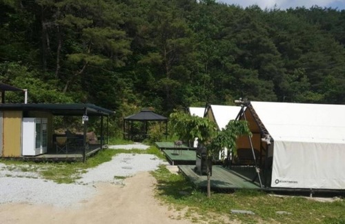 Andong Casa | Andong Lux Glamping and Farm