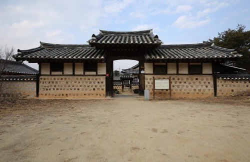 Andong Casa | Andong Suaedang Hanok Pension